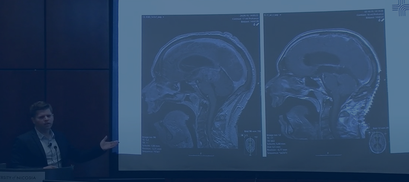 Image Banner Mobile Here